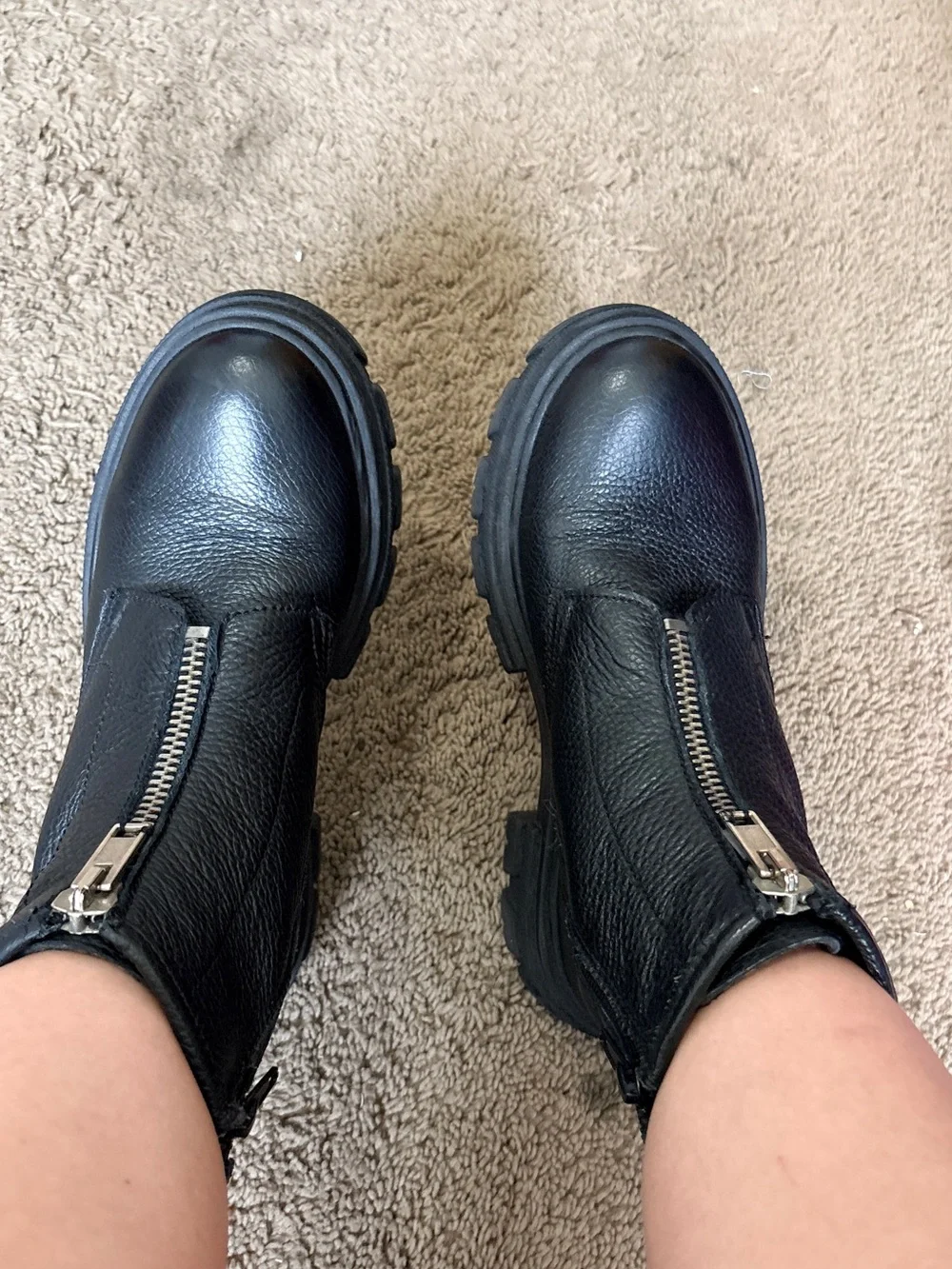 ERIC MICHAEL BLACK LEATHER FRONT-ZIP LUG SOLE BOOTS EU 38 US 7.5-8
